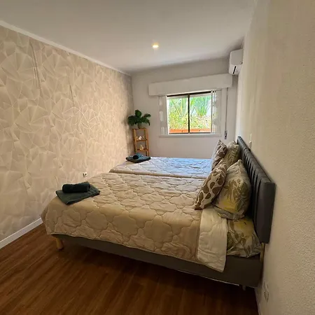 & House - Wifi - Ac - Swimming Pool - By Bedzy Appartamento Albufeira